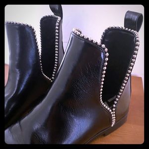 Gently Used Zara Studded Boots